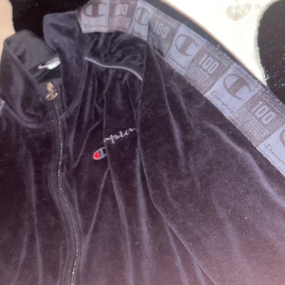 Champion jacket - Picture 3 of 3